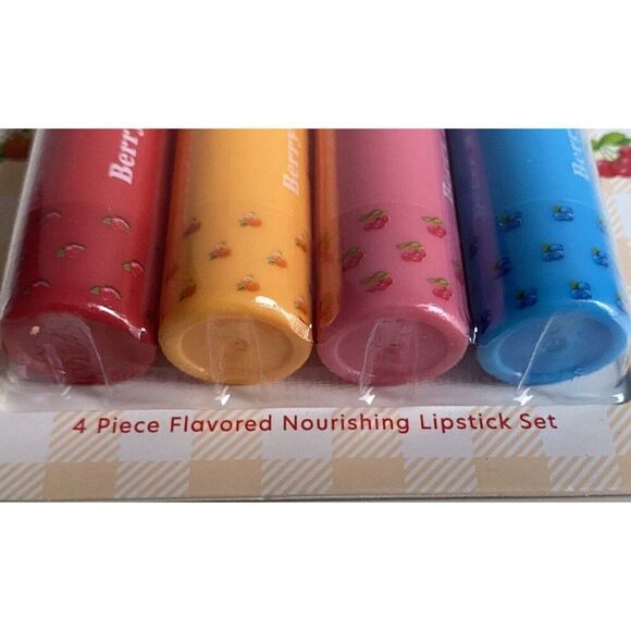 Set Of 4 CELAVI STRAWBERRY SHORTCAKE Berry Kiss LipStick Kit Flavored NEW - Picture 5 of 11